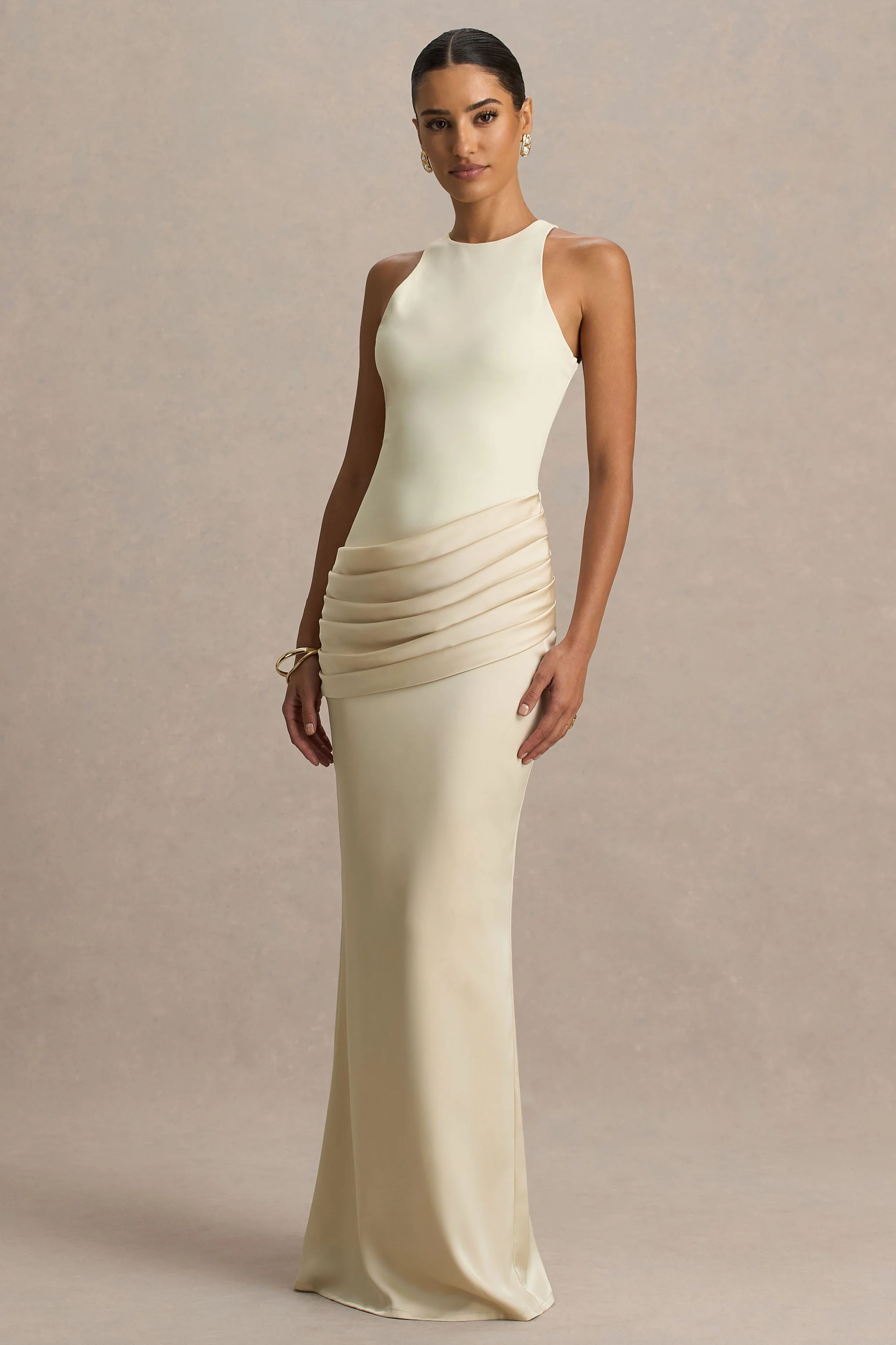 Akari | Robe longue crème à encolure ras-du-cou avec jupe en satin - Image 4