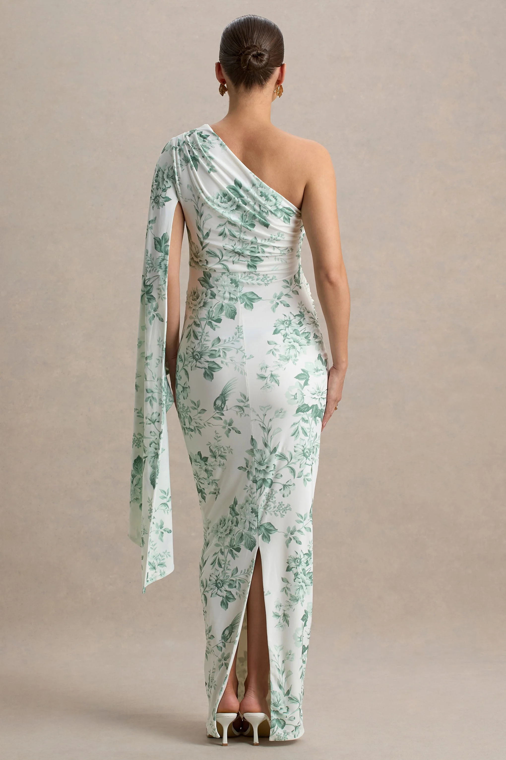 Aliana | Robe longue de maternité asymétrique à imprimé porcelaine verte avec détails froncés - Image 2