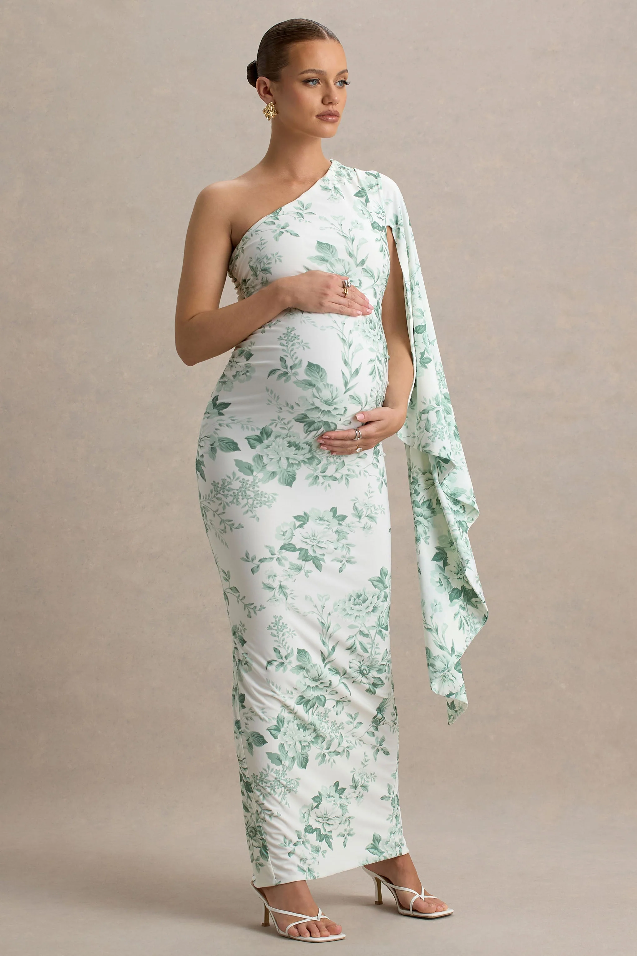 Aliana | Robe longue de maternité asymétrique à imprimé porcelaine verte avec détails froncés - Image 5
