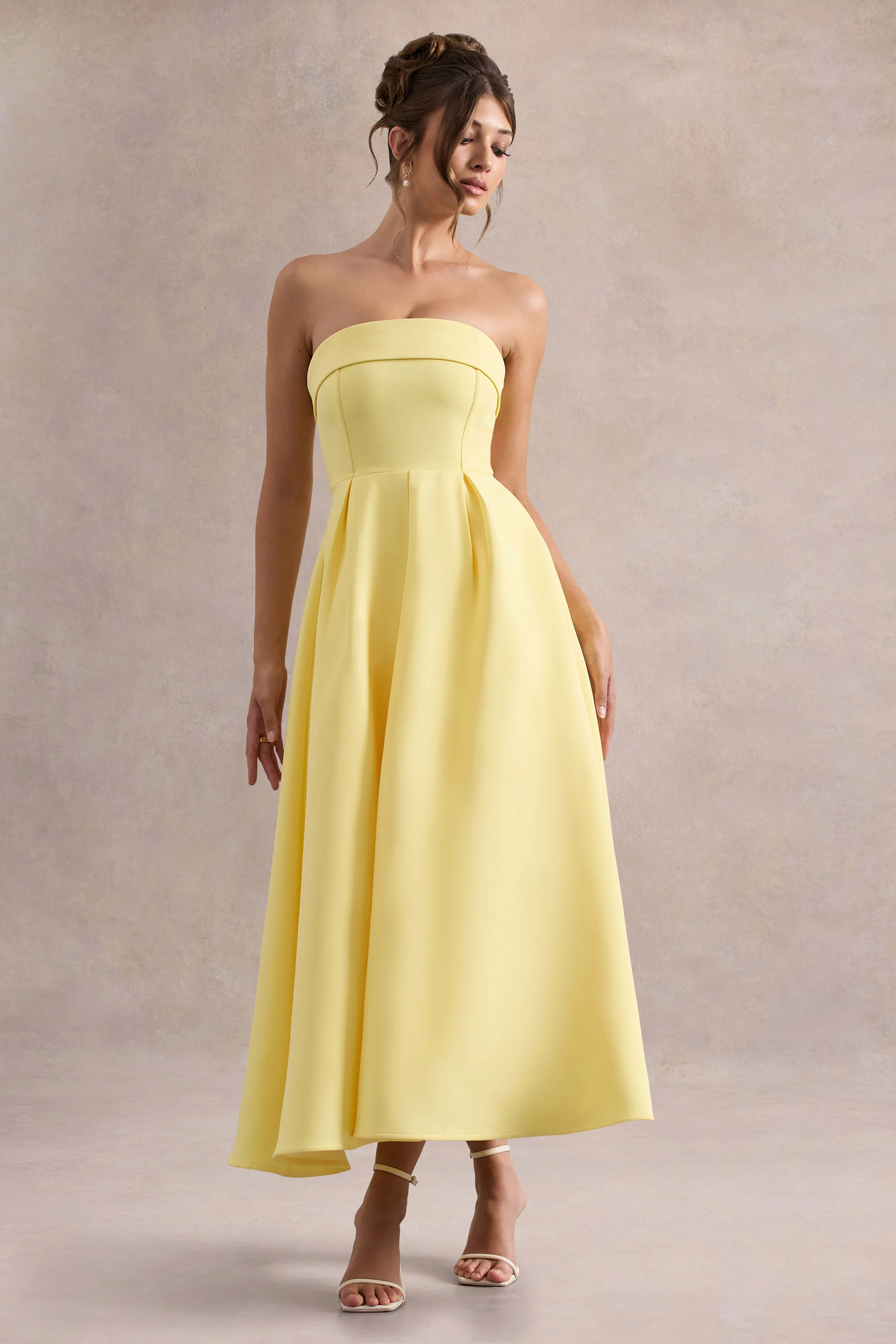 Annalise | Robe Mi-Longue Jaune Évasée à Bandeau - Image 5