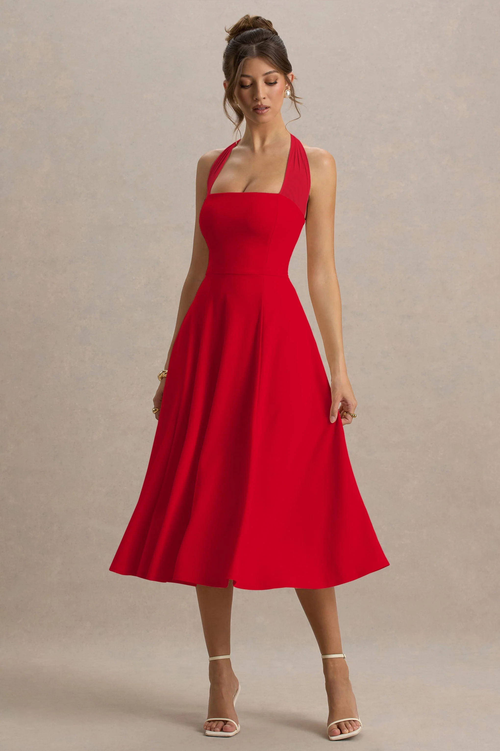 Auburn | Robe mi-longue patineuse rouge dos nu - Image 5