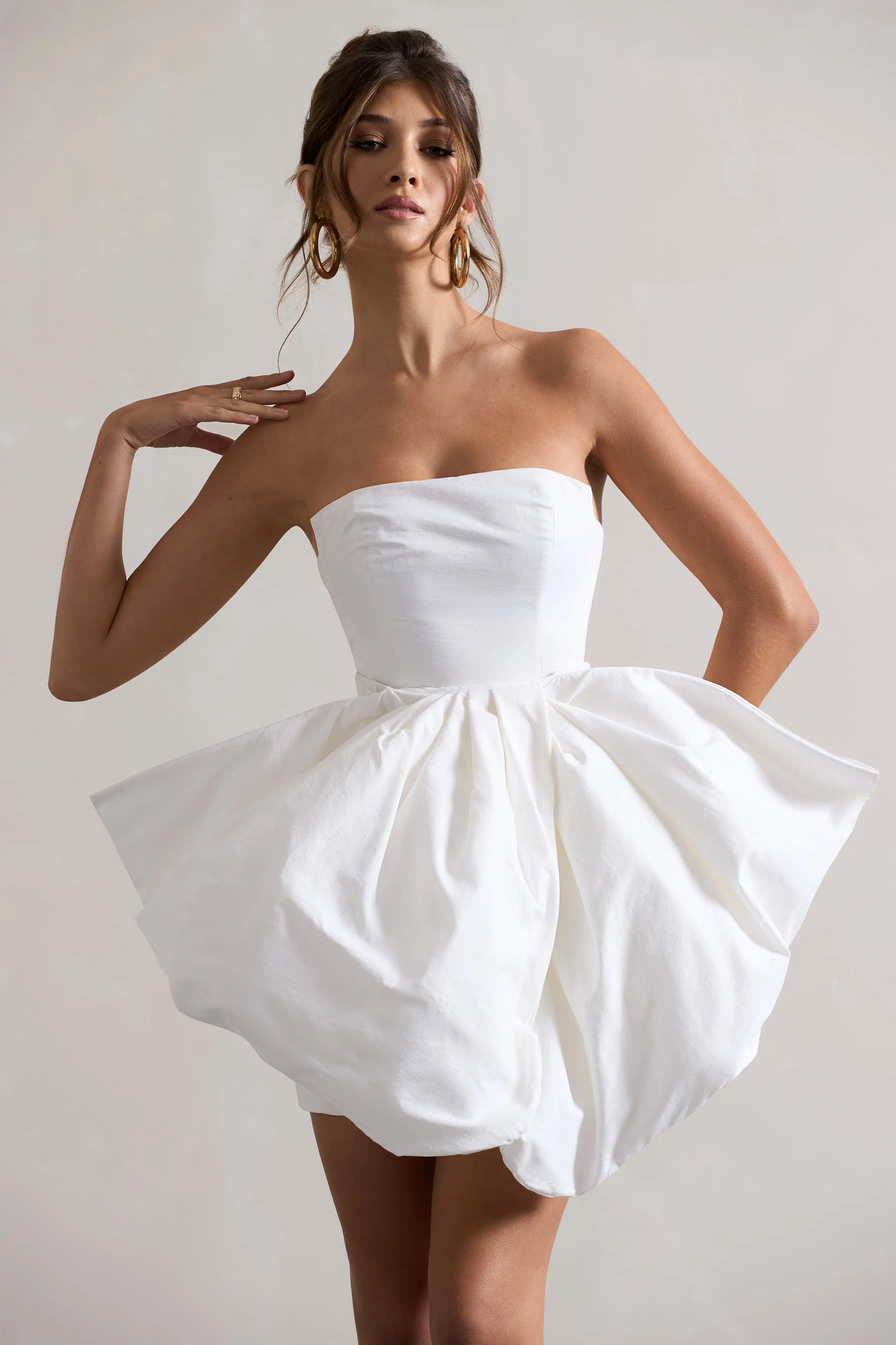 Bladen | Mini-robe crème encolure bandeau et noeud détachable - Image 3