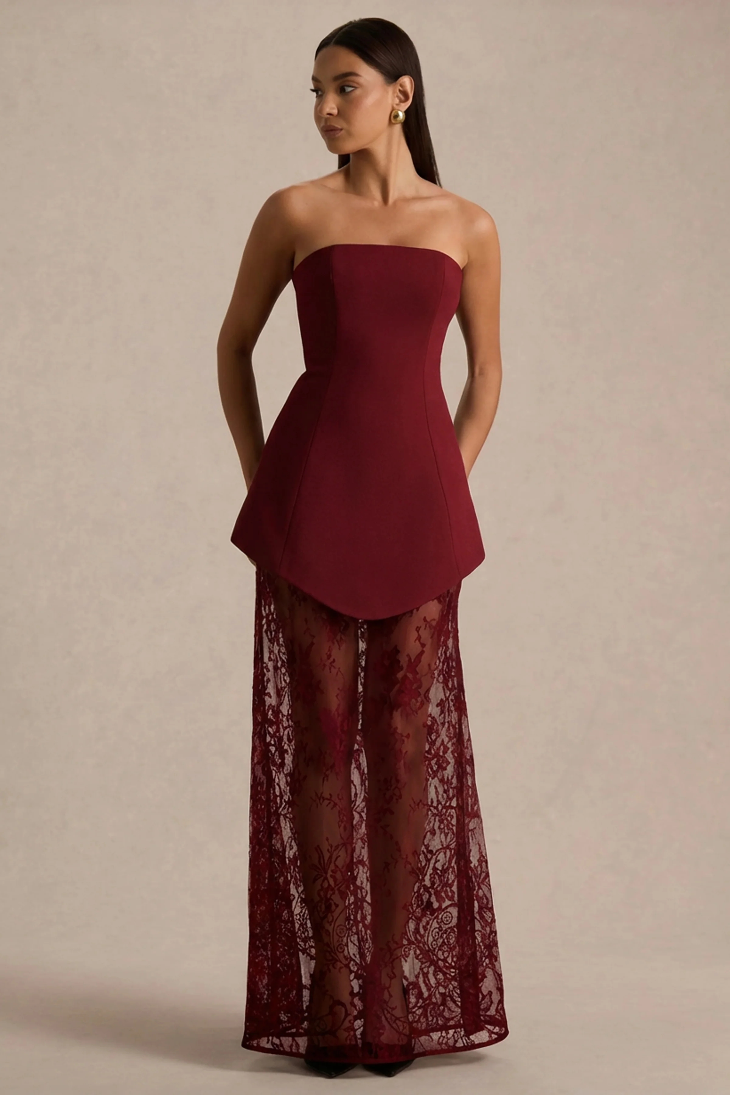Brandi | Robe longue bandeau bordeaux avec jupe en dentelle
