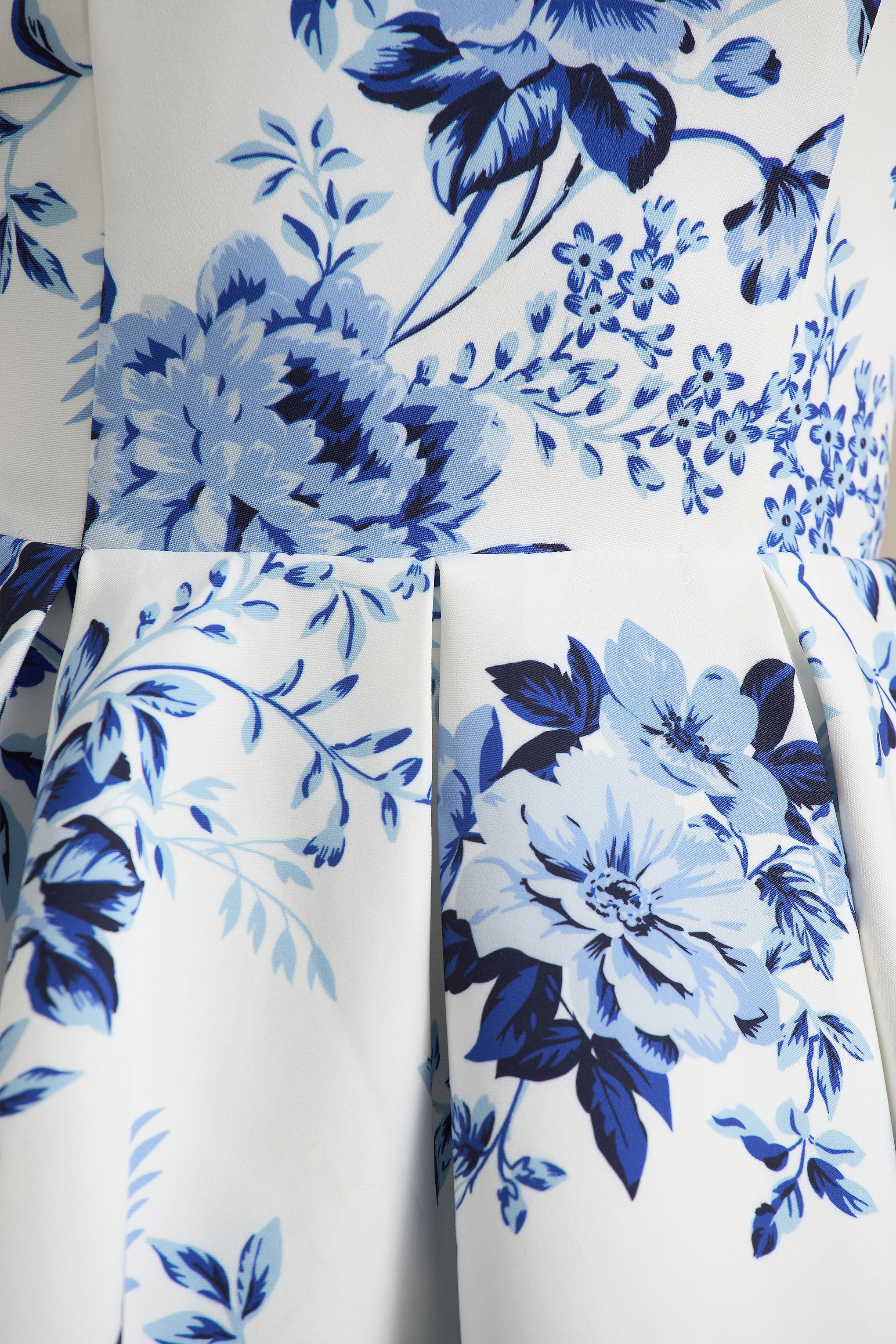 Fiorenza | Mini-Robe Bandeau à Imprimé Porcelaine Bleue avec Jupe Volumineuse - Image 6