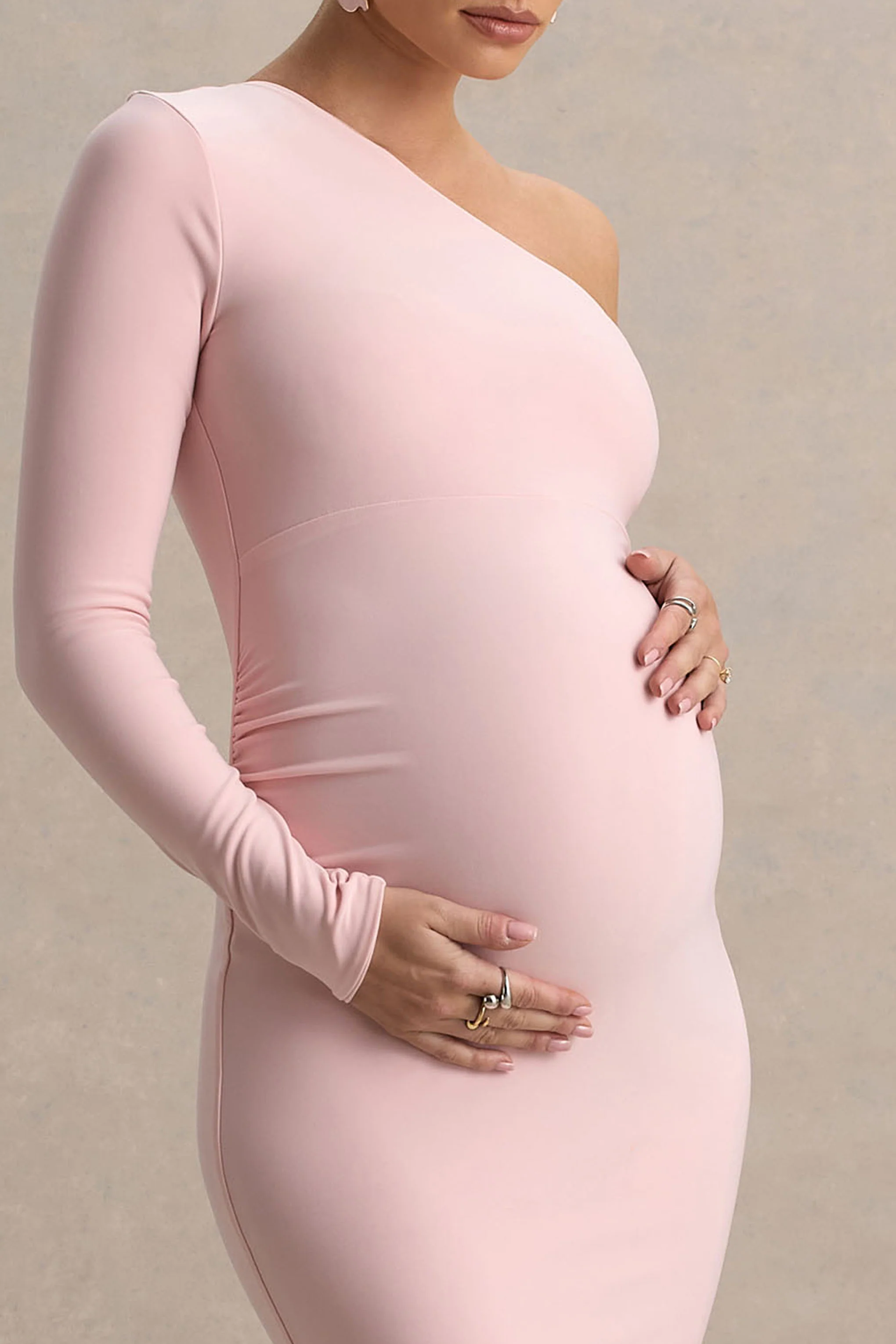 Heloise | Robe longue de maternité rose asymétrique à une manche - Image 3