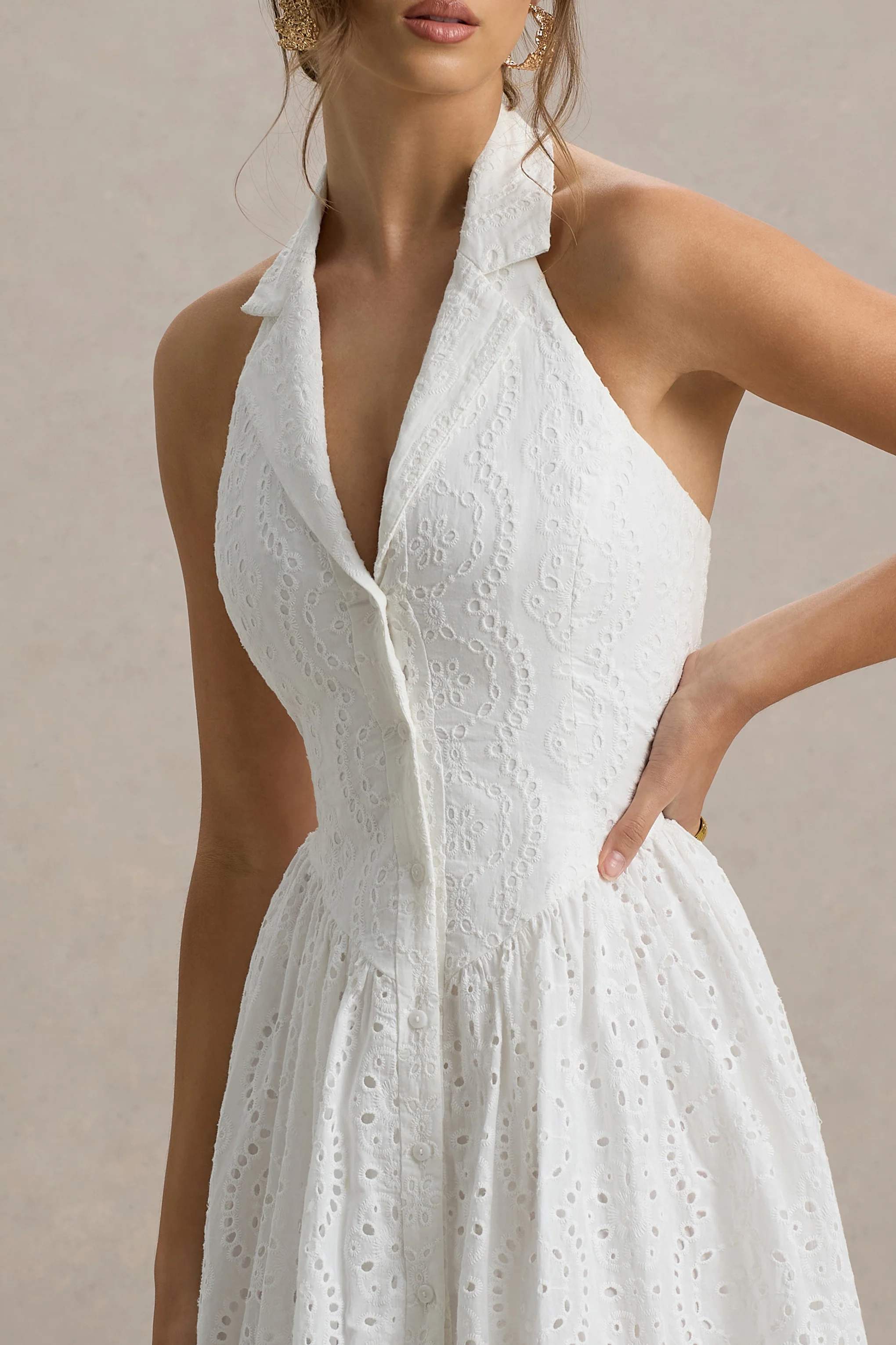 Jezebel | Robe mi-longue blanche en dentelle avec décolleté plongeant et col - Image 3