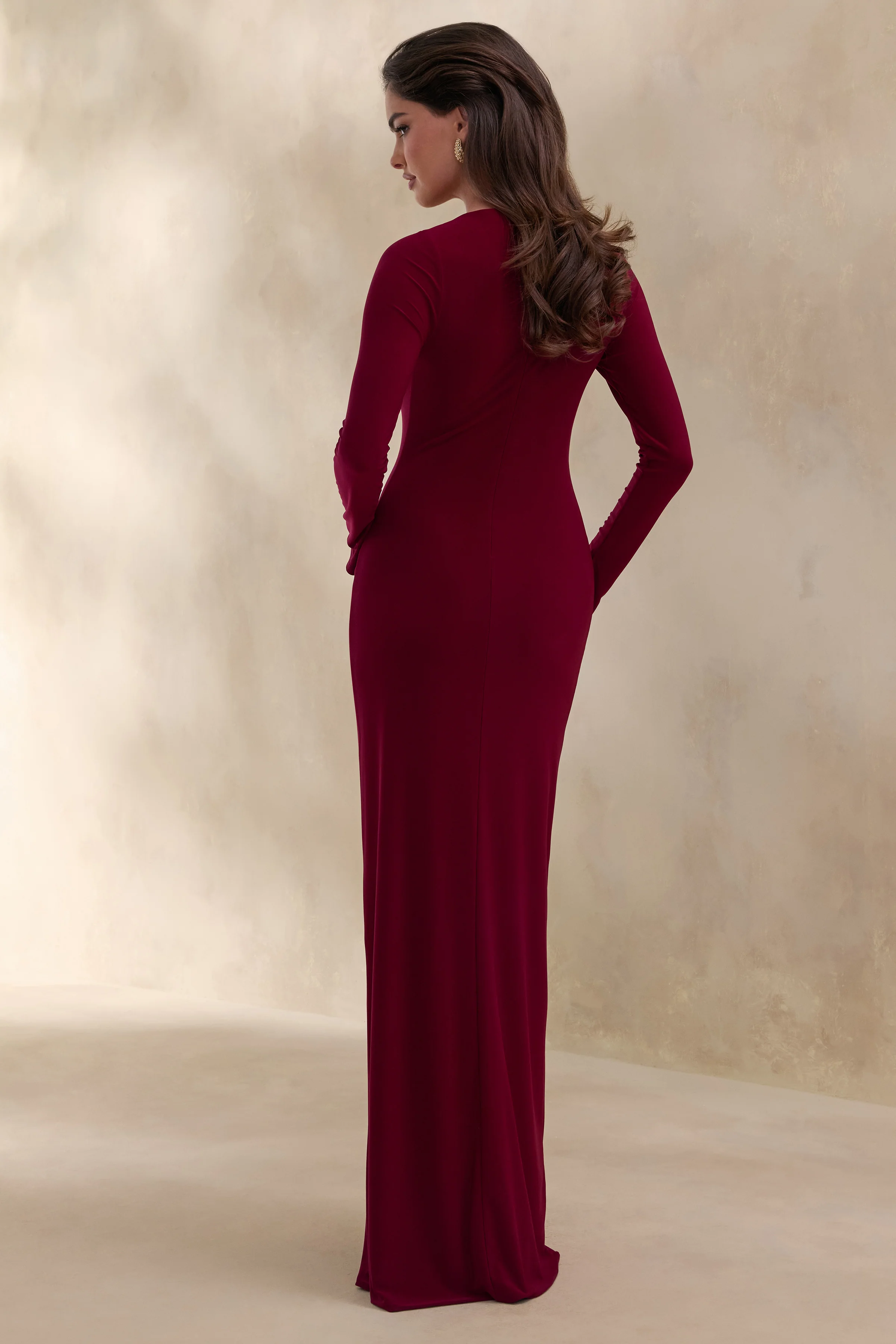 Karessa | Robe longue baie à encolure haute avec détails froncés et fente haute à l’avant - Image 2