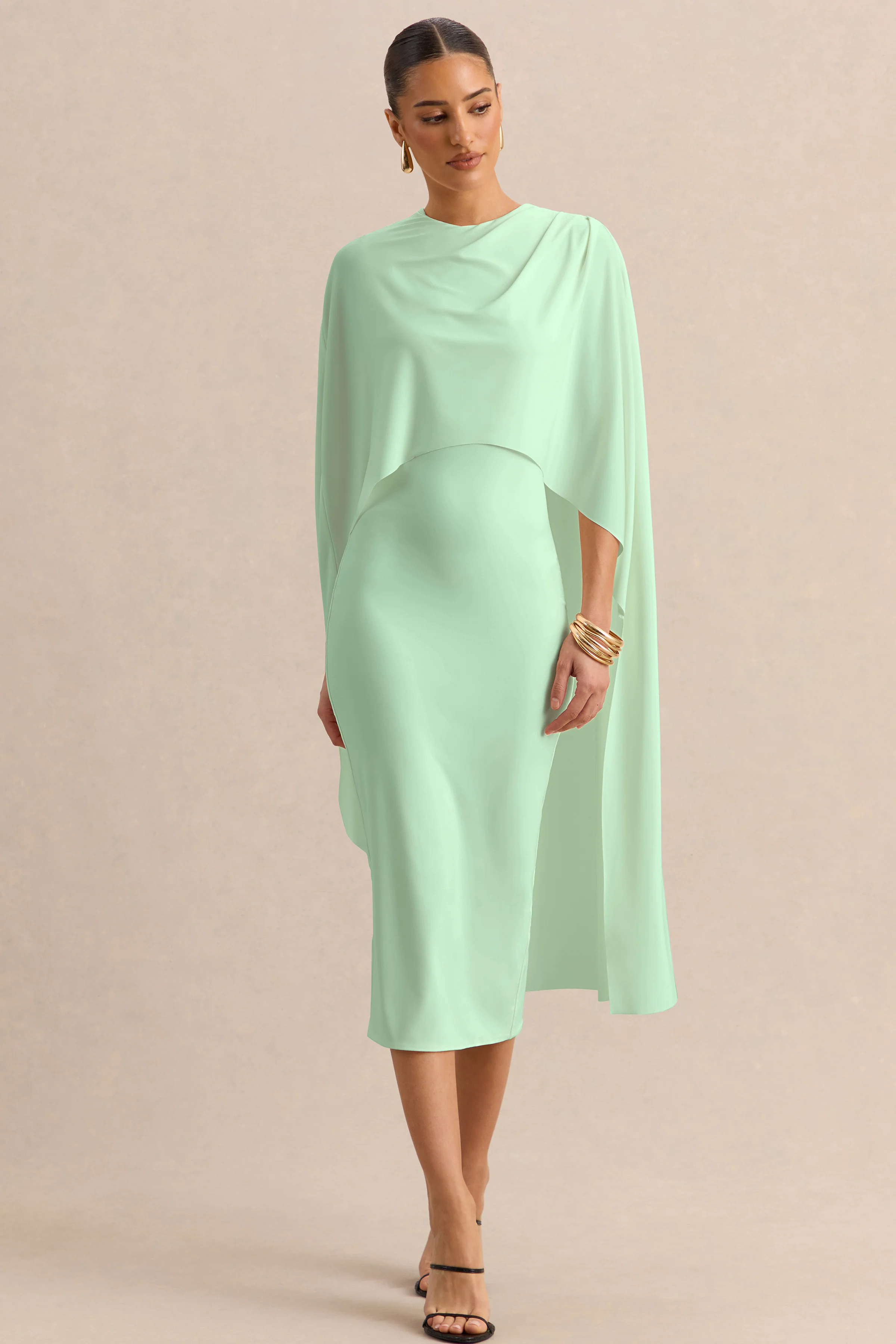 Luxalyn | Robe mi-longue verte à encolure ronde avec détail cape - Image 5