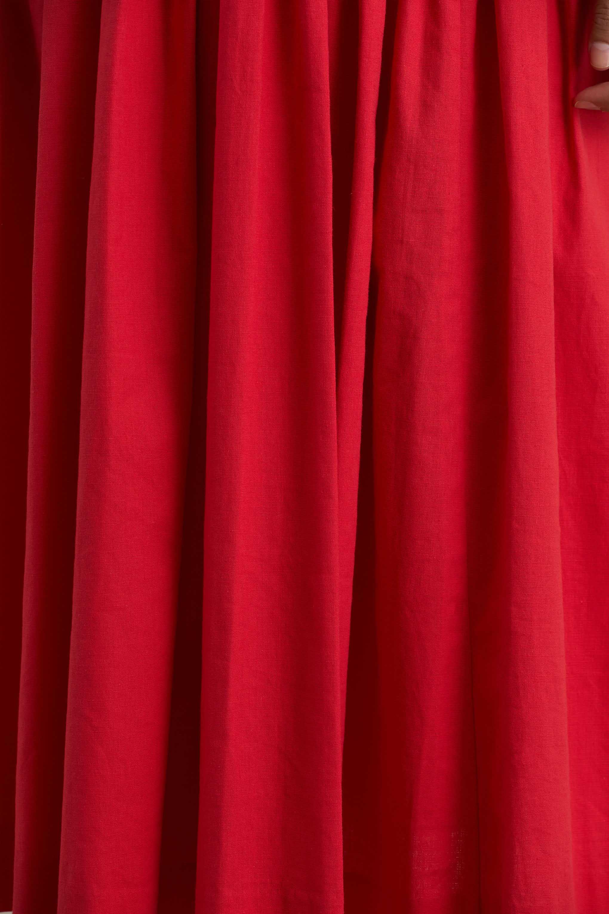 Macie | Robe Mi-Longue Rouge à Décolleté Coeur avec Manches Ballon - Image 7