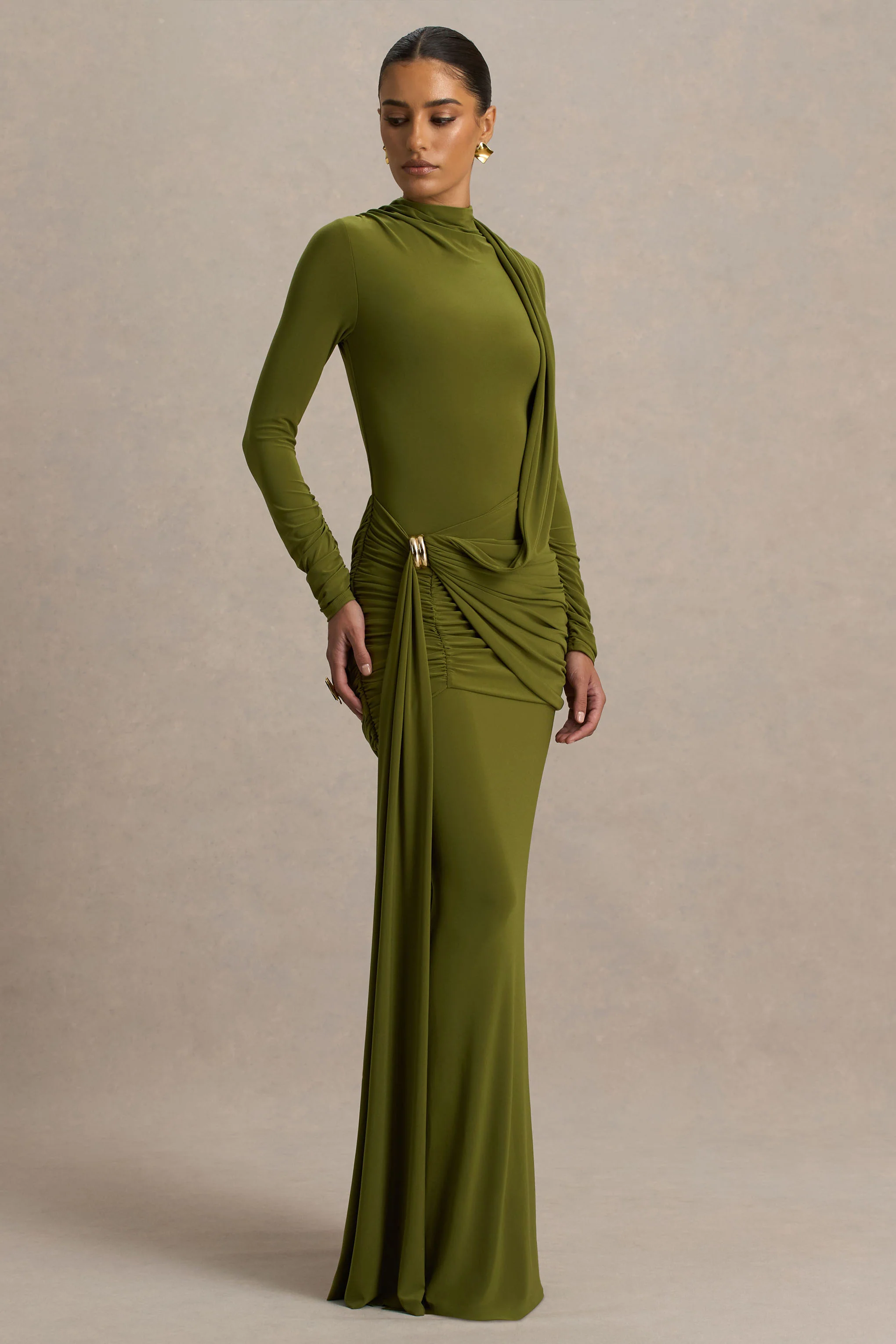 Melissa | Robe longue olive à manches longues avec drapés et ceinture nouée - Image 5
