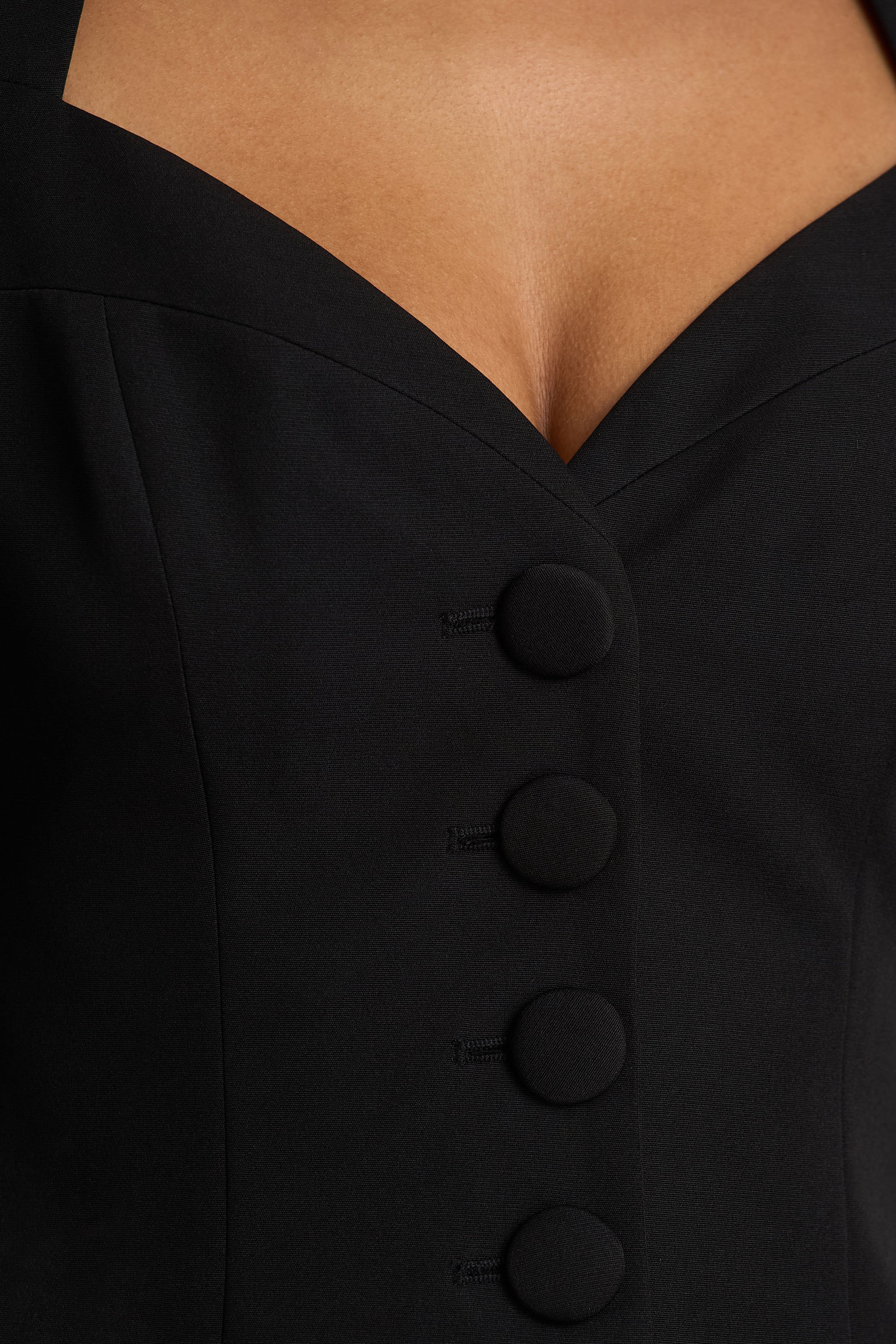 Olympia | Haut Ajusté Noir à Décolleté en Cœur - Image 6