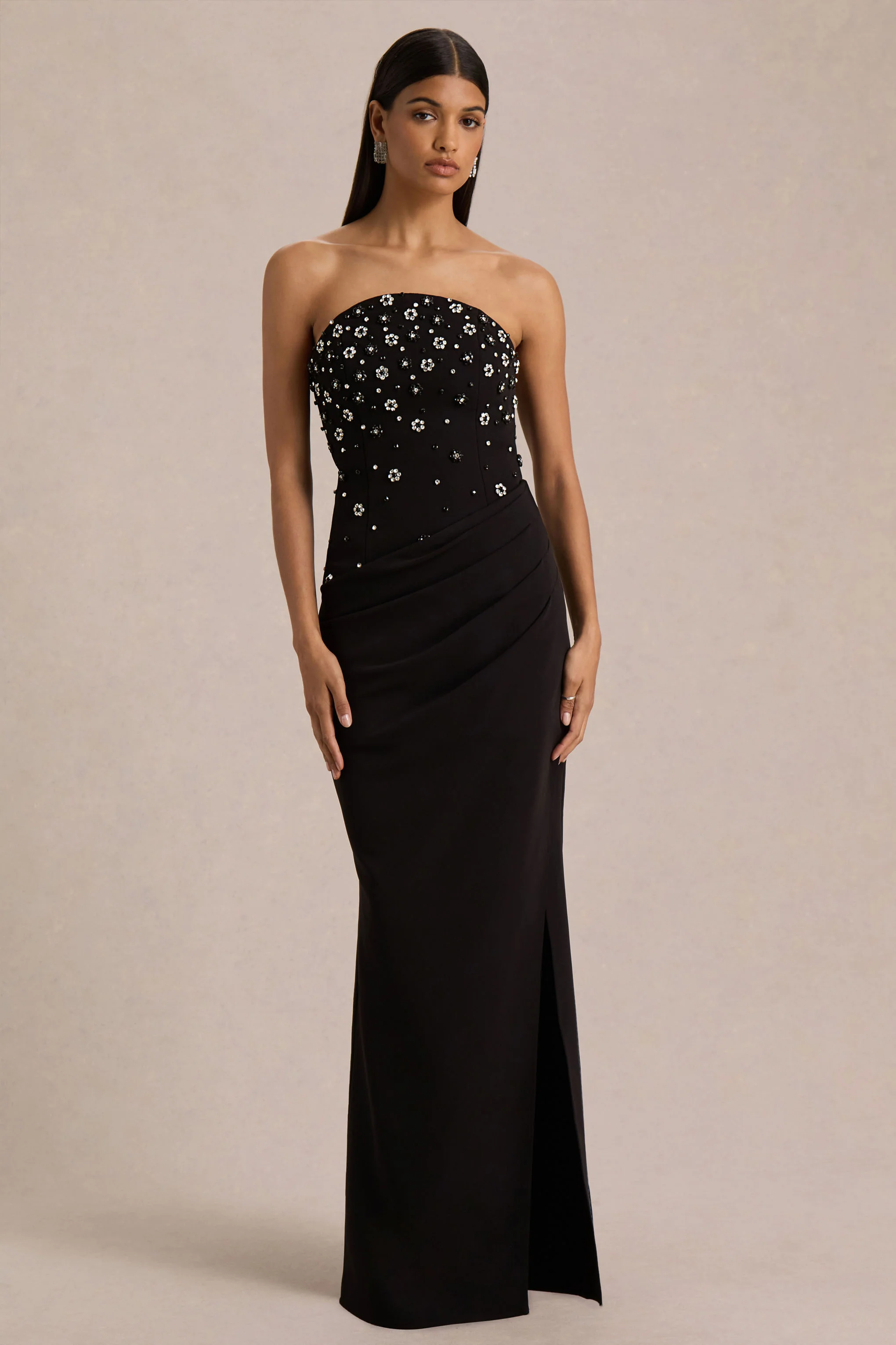 Saphira | Robe Longue Noire à Encolure Bandeau Ornée de Strass - Image 4
