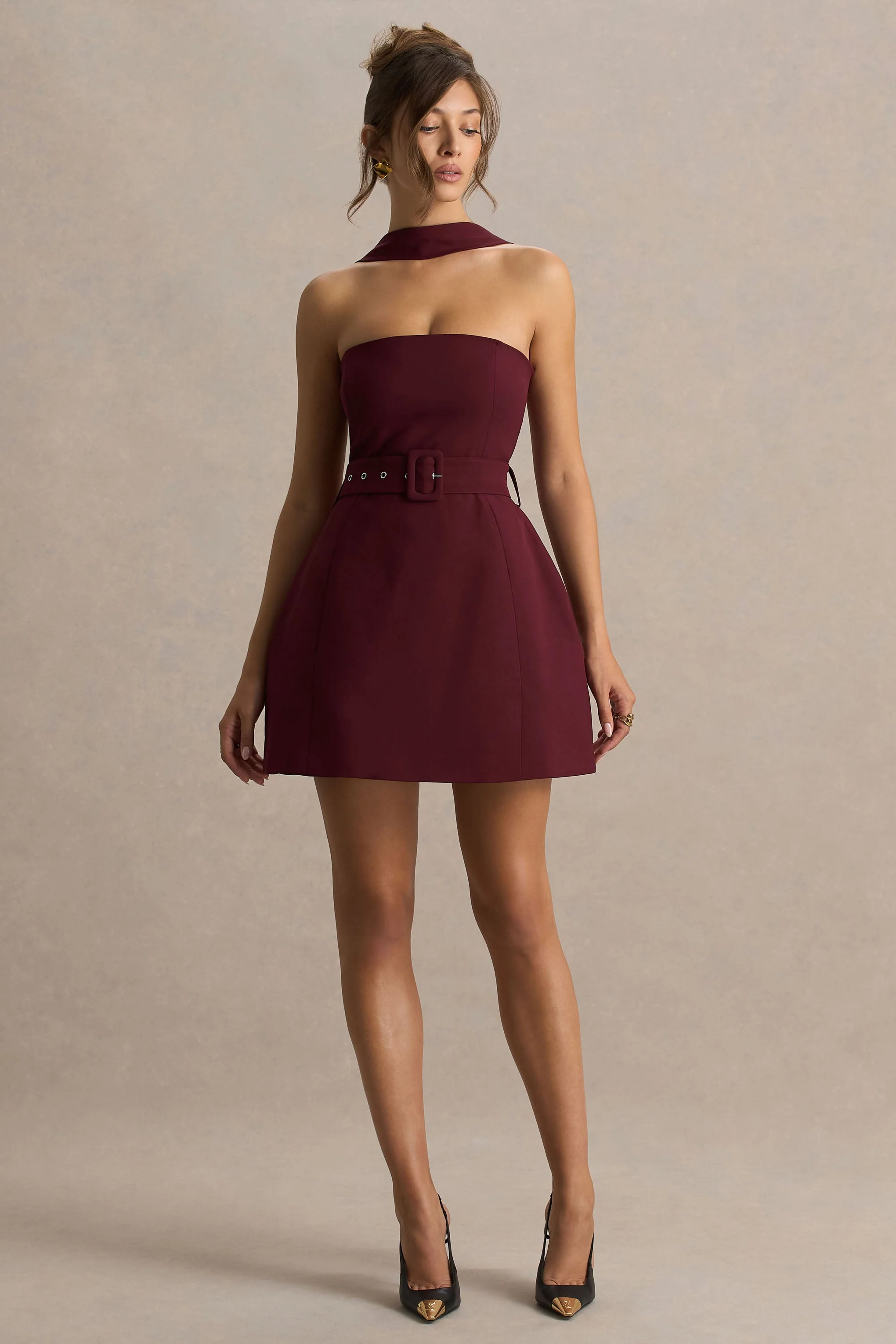 Timberly | Mini-robe cintrée bordeaux à col haut - Image 4
