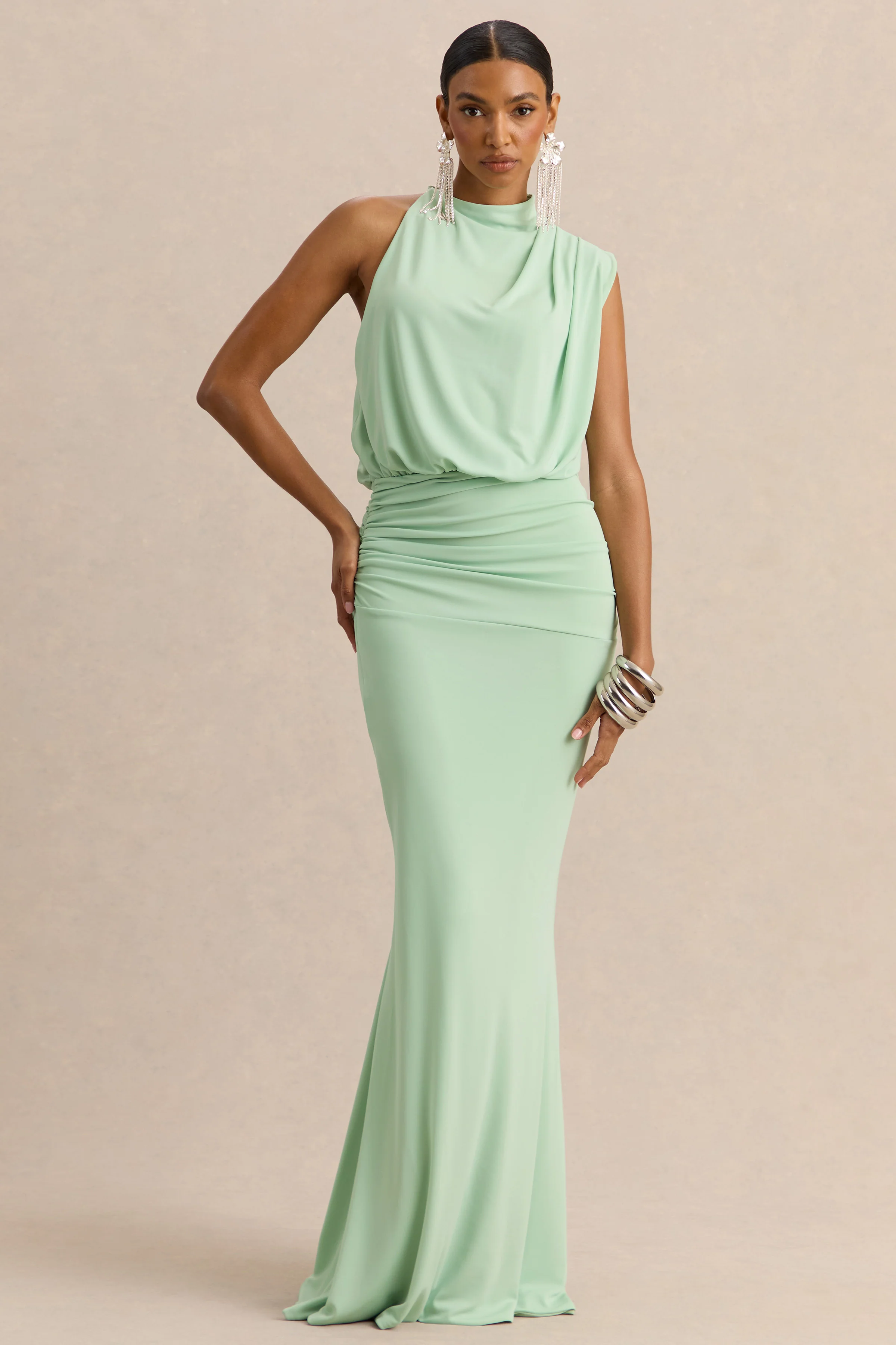 Umaira | Robe longue menthe à encolure montante