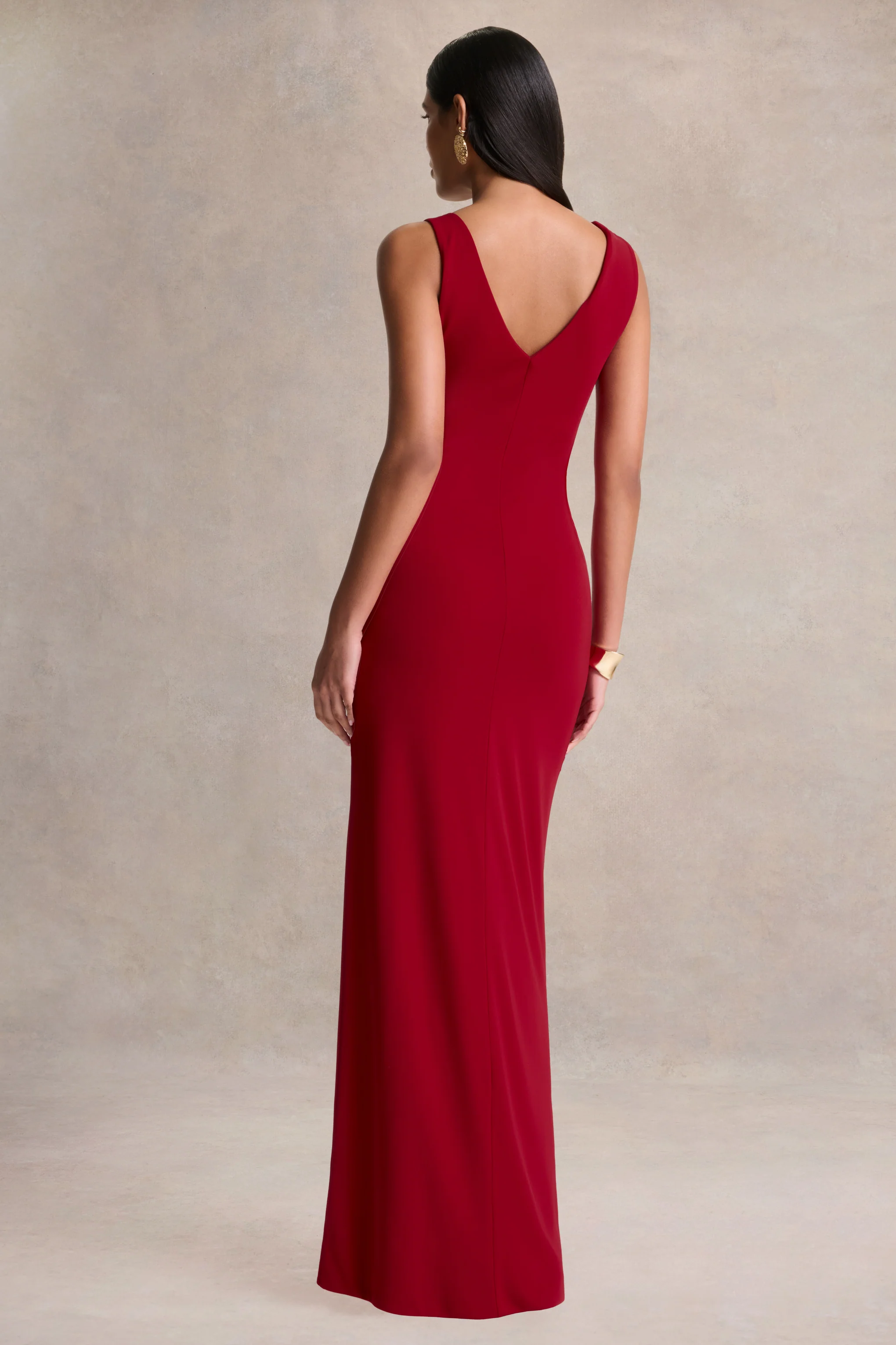 Vesperelle | Robe longue rouge à encolure arrondie avec détails froncés - Image 2
