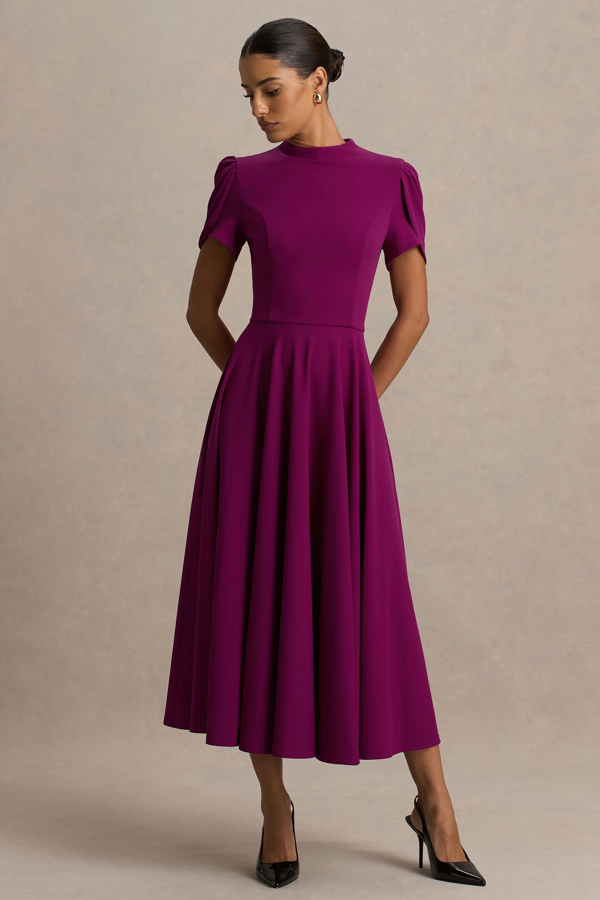 Vicky | Robe Mi-Longue Prune À Col Montant Et Manches Bouffantes - Image 4