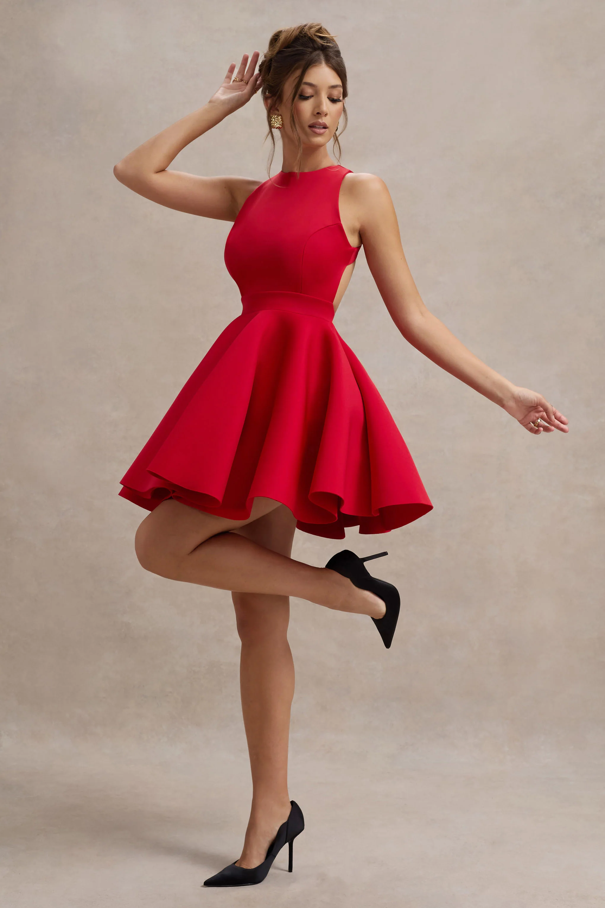 Waverly | Mini-robe rouge à encolure arrondie sans manches - Image 4